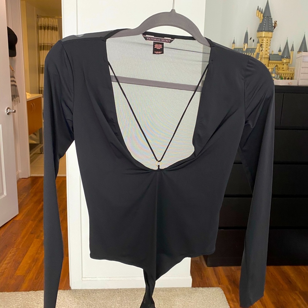 Sexy V neck Victoria's Secret Top, sheer back!